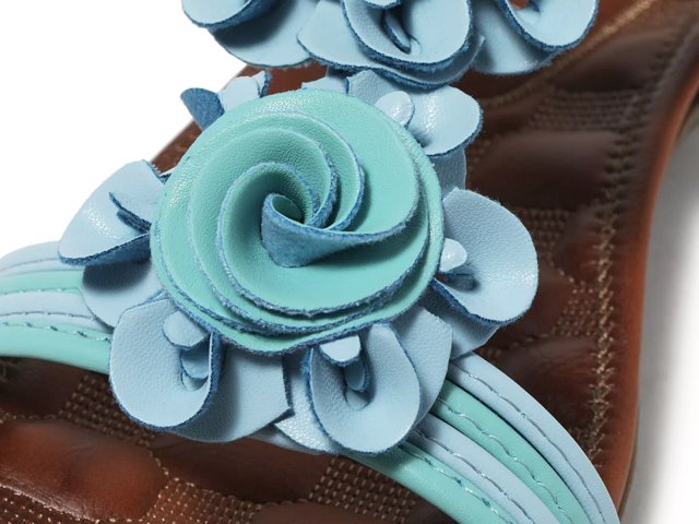 Patrizia sale nectarine sandals