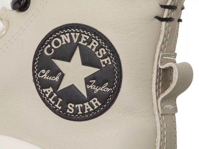 Women's fleece lined converse hotsell