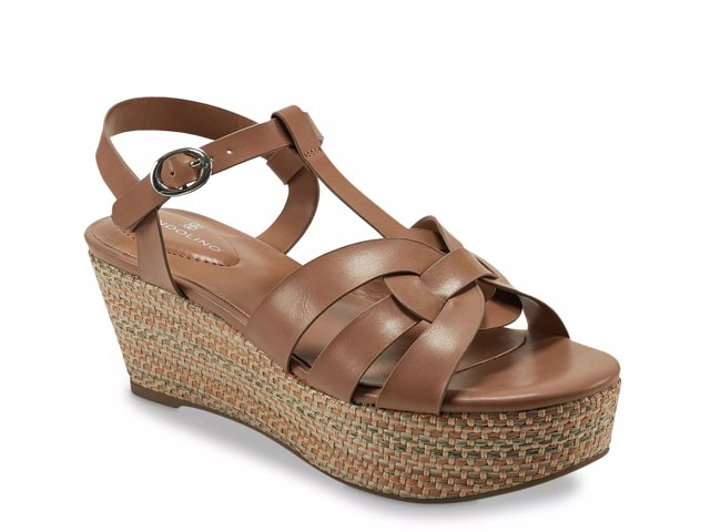 Bandolino wedges top
