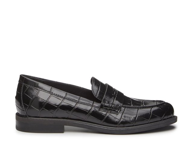 Marc Fisher Ilithia Loafer