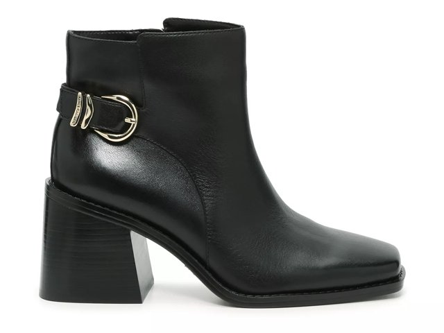 Vince camuto store sarelia boots