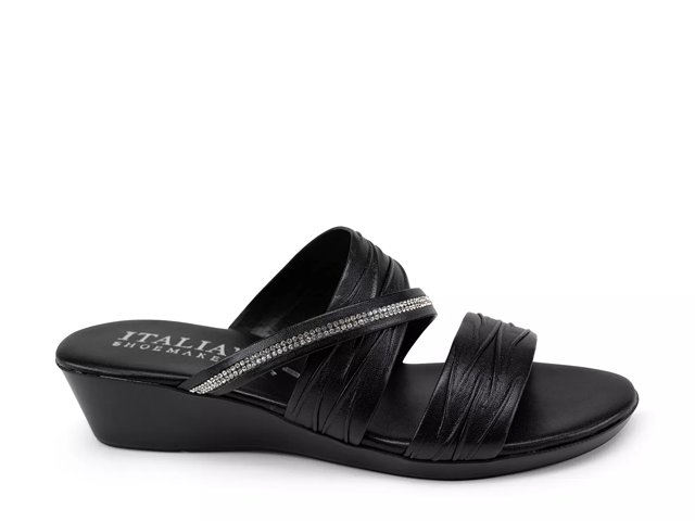 Italian shoemakers black sandals discount