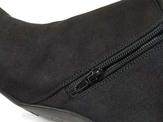 Kelly and katie top wide calf boots