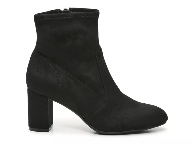 Kelly & katie kuzma platform boot hot sale