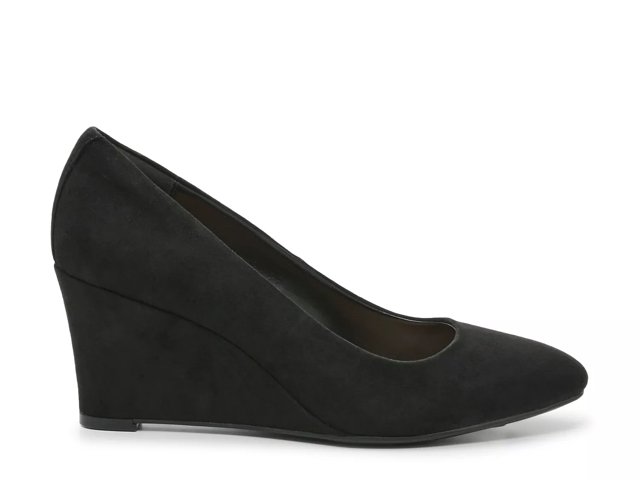 Kelly & katie cilasa wedge pump outlet