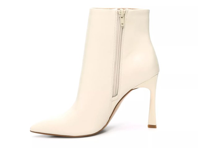 Dsw sales white bootie