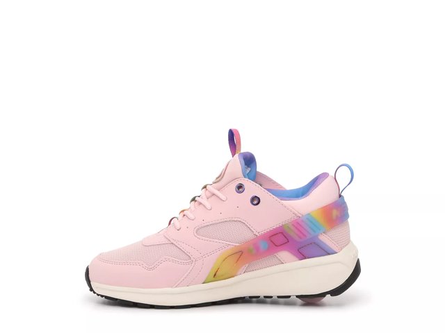 Heelys force roller shoe store