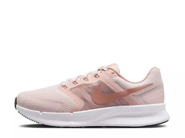 Nike online women's run