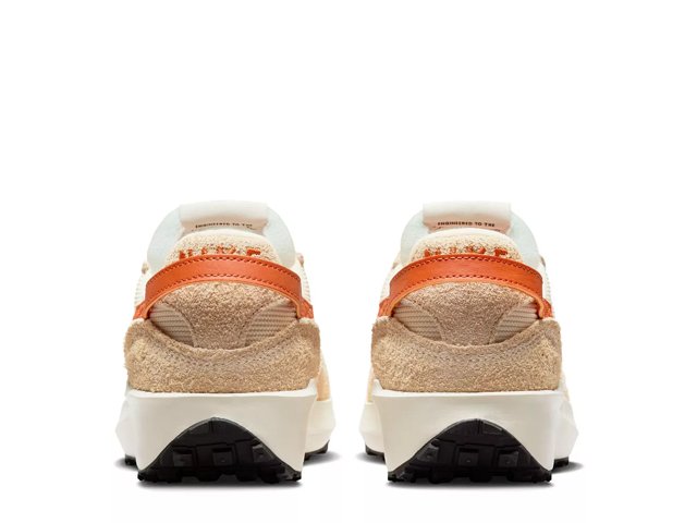 Tan nike shoes womens deals
