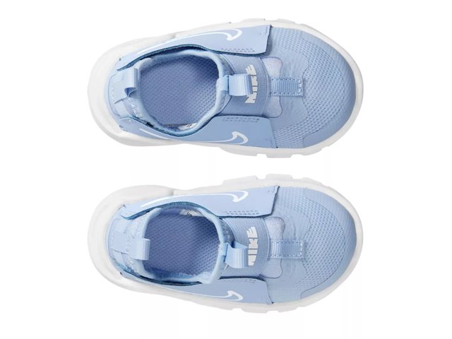 Nike lil swoosh shoes outlet