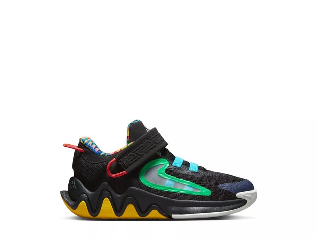 giannis second shoe