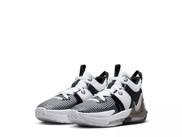 Lebron sales nike kids