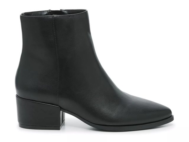 White clearance booties dsw
