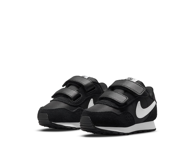 Nike MD Valiant Free | DSW Sneaker - Kids\' Shipping 