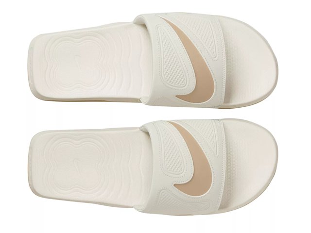 Nike sandals 2025 dsw
