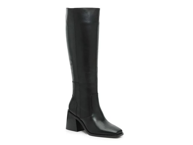 Ladies boots at dsw shop