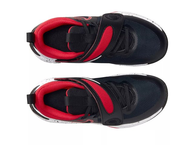 Nike Team Hustle D 11 Basketball Sneaker - Kids'