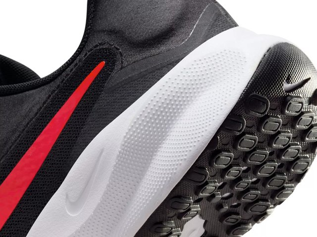 Red and black nike running shoes 2025