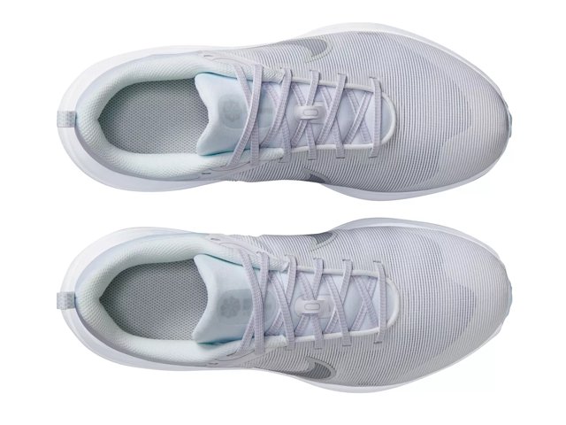 Dsw top nike downshifter