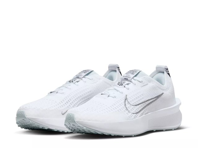 Nike Interact Run Running Shoe Women s