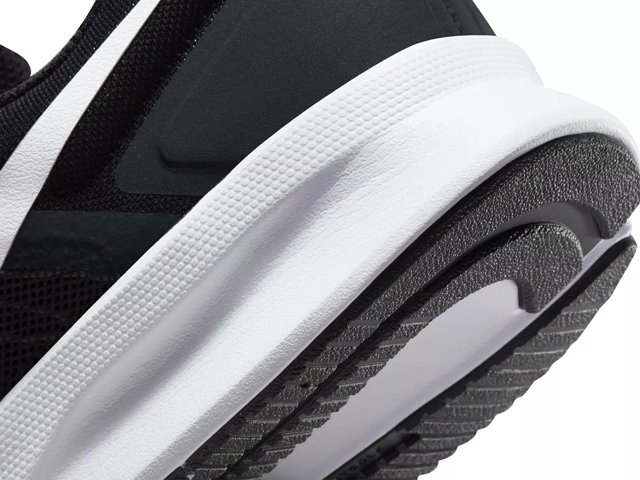 Nike Run Swift 3 Running Shoe Men s Free Shipping DSW