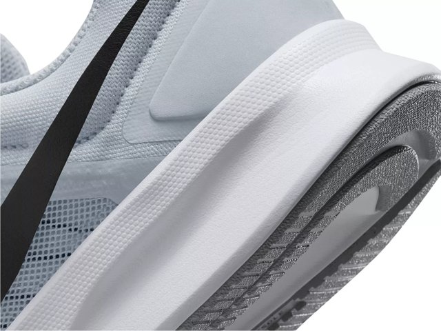 Dsw nike run swift deals