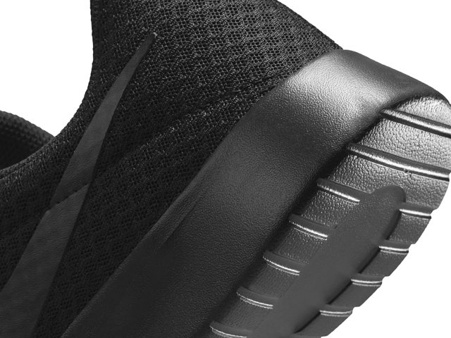 Dsw nike tanjun store