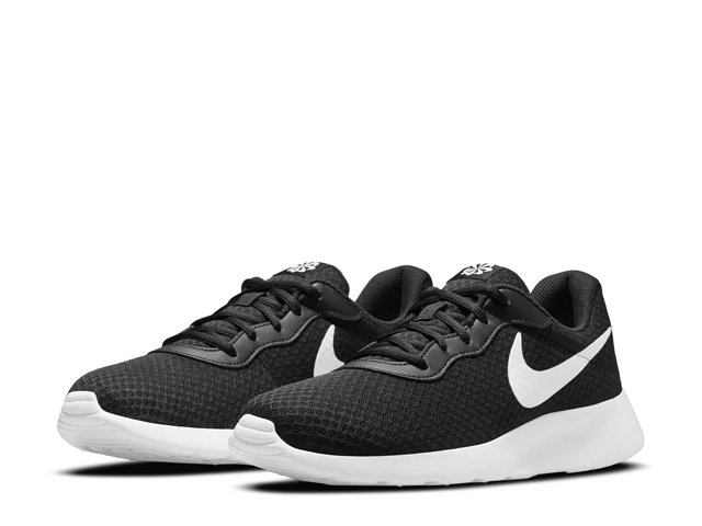 Nike tanjun trainers mens clearance