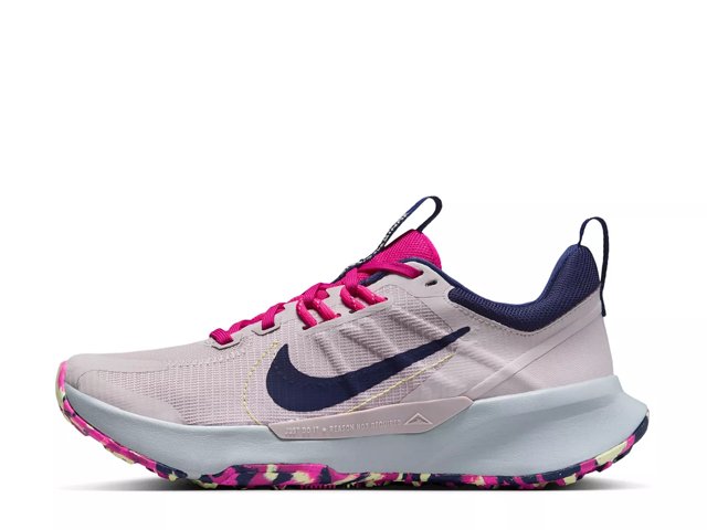 Nike zoom trail women's discount