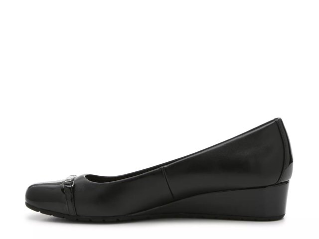 Anne klein sport carvallo wedge pump online