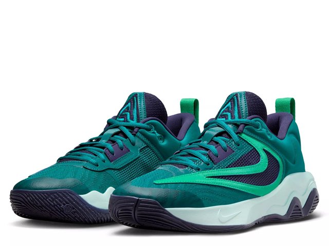 Basketball shoes on top sale near me
