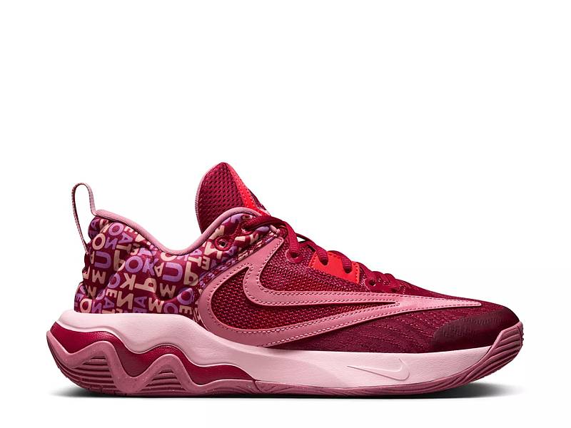 Burgundy red nike on sale shoes