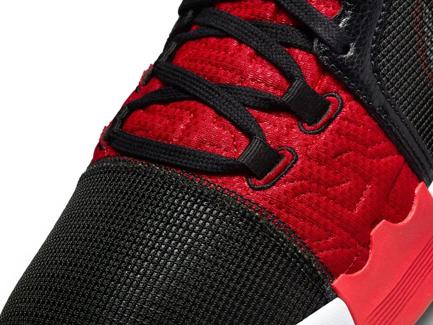 LeBron Witness VIII Basketball Shoe - Men's