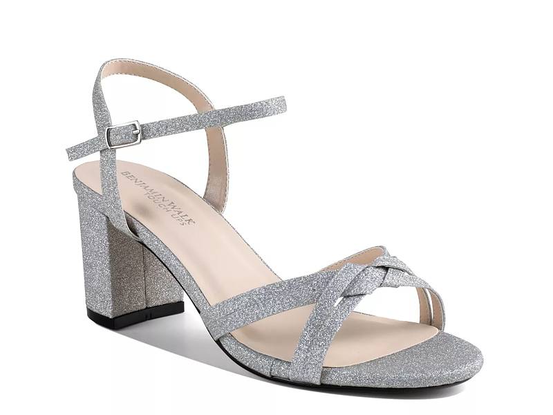 Elle Sandal