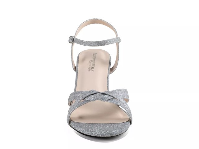 Elle Sandal