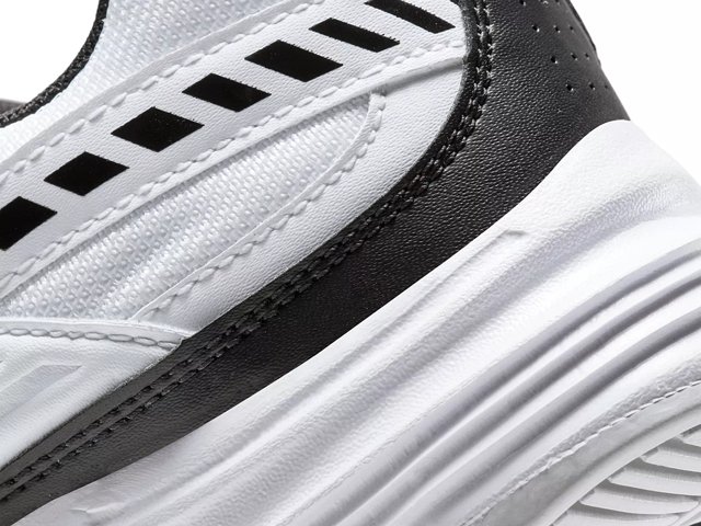 Nike men's initiator running shoes 2025