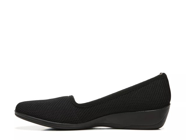 Lifestride black wedges sale
