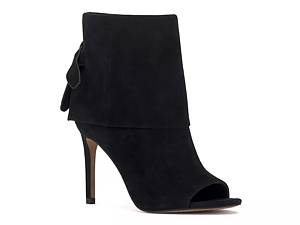 Dsw black store peep toe booties