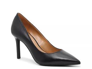 Dsw black best sale suede pumps