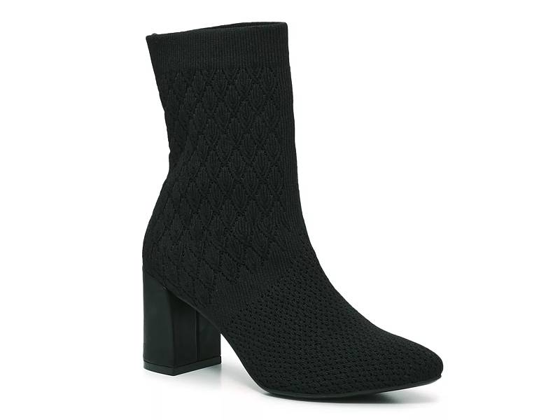 Vince Camuto Evelanna Leather Bootie - 20846391