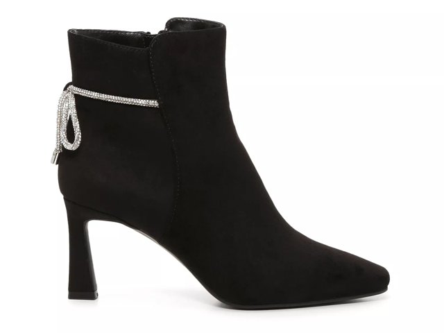 Vina low deals boots