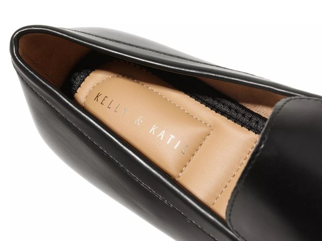 Kelly & katie hot sale vieveth loafer