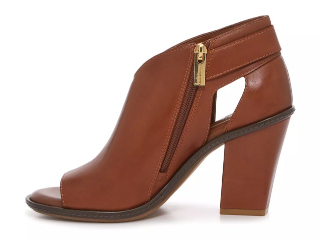 Vince camuto diandra on sale booties