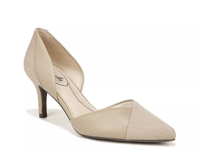 Life stride nude best sale pumps
