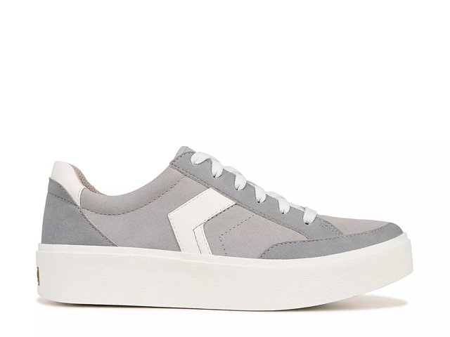 Dr. Scholl s Madison Lace Up Sneaker