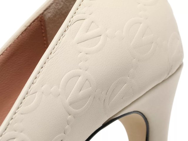 Dsw valentino clearance look alike