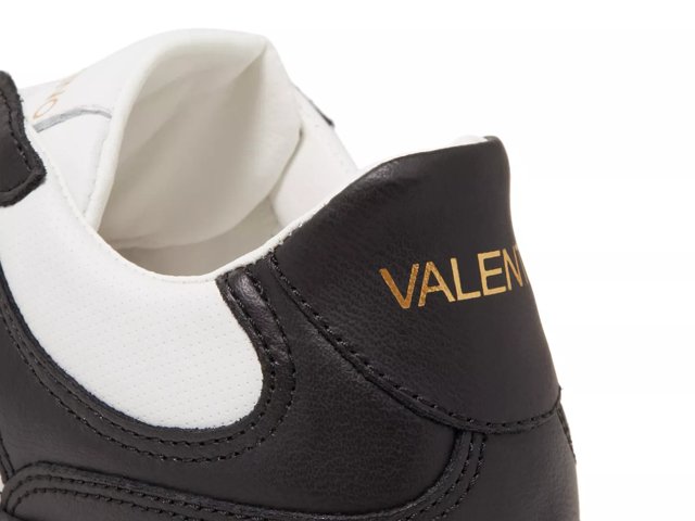 Valentino shoes dsw 2025