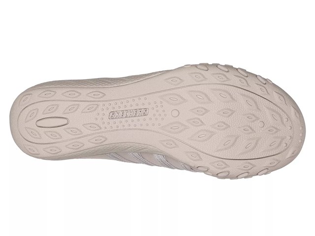 Skechers Hands Free Slip-Ins: Breathe Easy Roll-With-Me Slip-On Sneaker