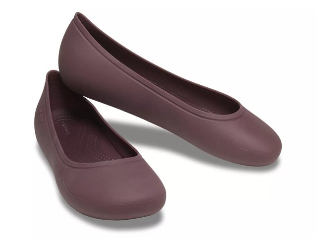 Crocs women shop flat