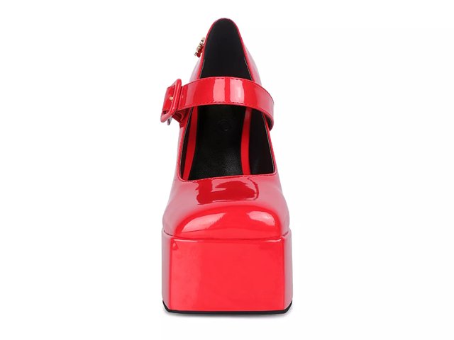 Red 2025 pumps dsw
